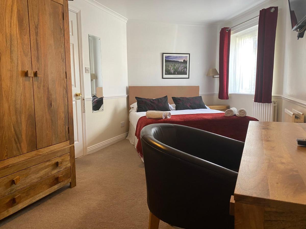 Byways Serviced Apartments Salisbury Bagian luar foto